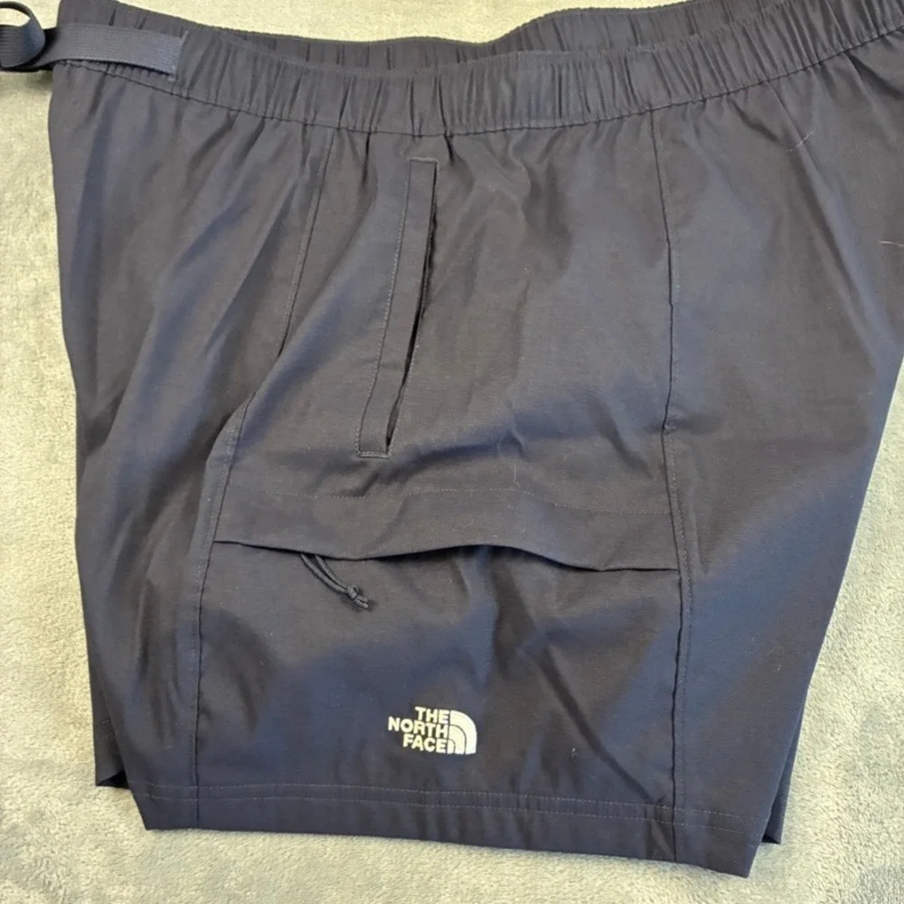 The North Face Men's Cargo Shorts Navy Blue Hiking Outdoor Stretch XL 36x5in